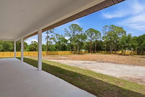 Exterior - 335 S Datil St, Clewiston, FL 33440 photo 6 of 6