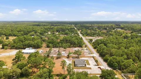 View/Area - 335 S Datil St, Clewiston, FL 33440 photo 8 of 9