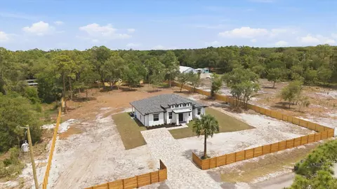 View/Area - 335 S Datil St, Clewiston, FL 33440 photo 1 of 9