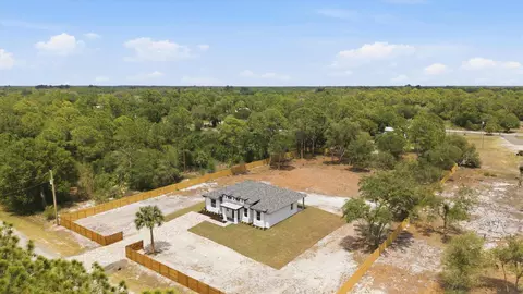 View/Area - 335 S Datil St, Clewiston, FL 33440 photo 2 of 9