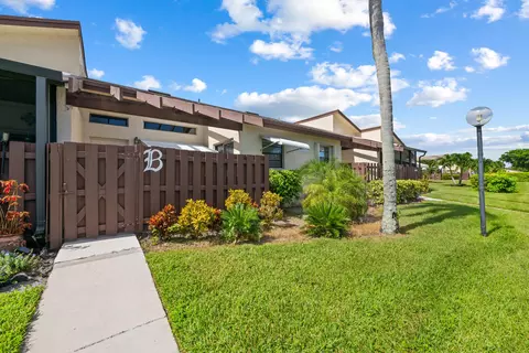 14079 Nesting Way #B, Delray Beach, FL 33484 photo 2
