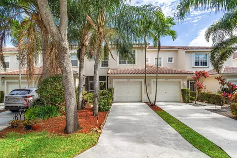 9049 Tremezzo Ln, Boynton Beach, FL 33472