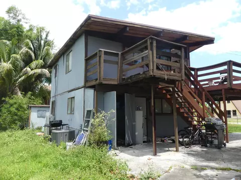 6665 Rigger Rd, Lake Worth, FL 33462