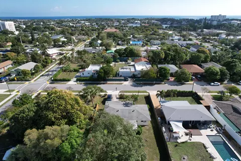 910 SE 3rd Ave, Delray Beach, FL 33483 photo 4
