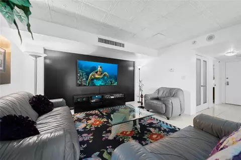 3900 Galt Ocean Dr #105, Fort Lauderdale, FL 33308