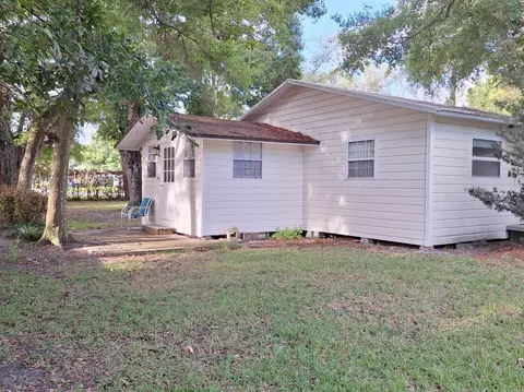 4642 Edwards Rd, Fort Pierce, FL 34981