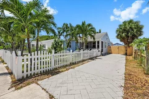 915 N K St, Lake Worth Beach, FL 33460