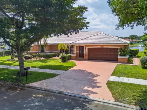 6266 NW 54th Dr, Coral Springs, FL 33067