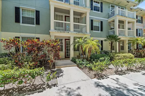 275 Murcia Dr #104, Jupiter, FL 33458