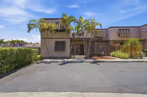 12300 NW 11th Ct, Pembroke Pines, FL 33026