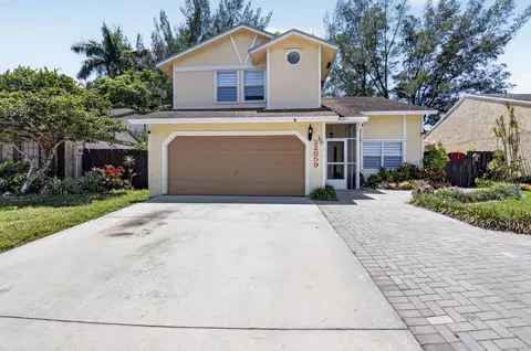 22859 N Sandalfoot Blvd, Boca Raton, FL 33428