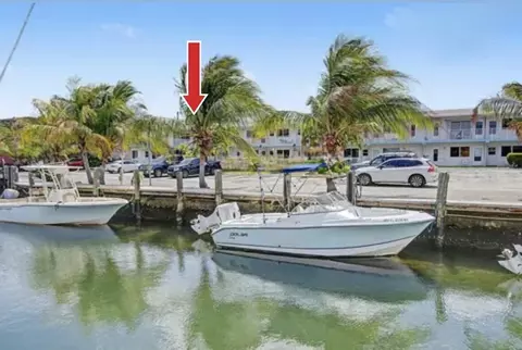 3232 Canal Dr #12A, Pompano Beach, FL 33062