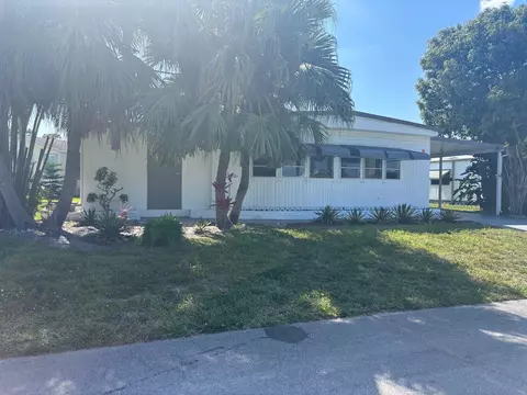 6445 Cypress Ln, Atlantis, FL 33462