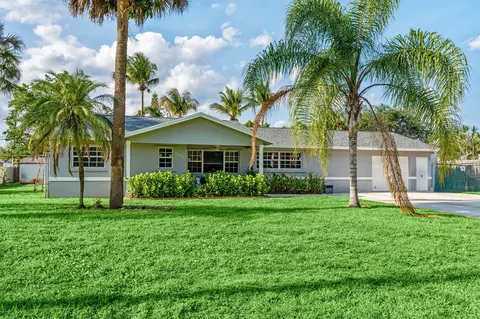 6537 Monmouth Rd, West Palm Beach, FL 33413