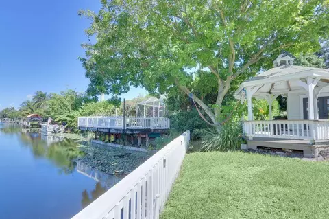 1808 N 17th Ave N, Lake Worth Beach, FL 33460