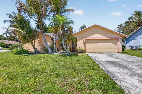 9389 Longmeadow Cir, Boynton Beach, FL 33436