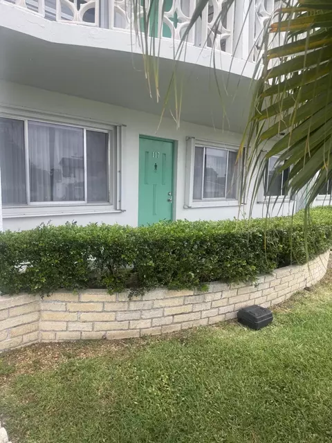 2381 Sunset Ave #117, Lake Worth Beach, FL 33461