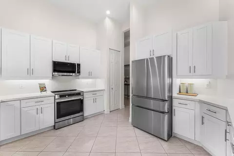 9720 Isles Cay Dr, Delray Beach, FL 33446