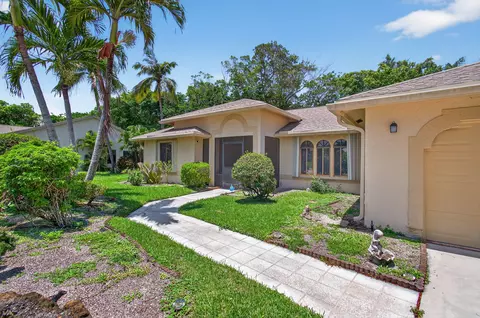 2925 Riviera Dr, Delray Beach, FL 33445