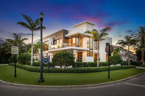 303 S Maya Palm Dr, Boca Raton, FL 33432