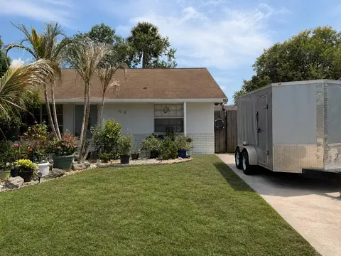 44 SE Mead Pl, Stuart, FL 34997