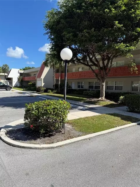 802 Cypress Blvd #101B, Pompano Beach, FL 33069