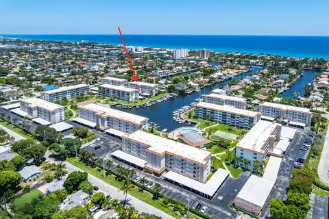 930 Dogwood Dr #556, Delray Beach, FL 33483