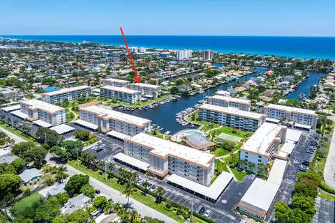 930 Dogwood Dr #556, Delray Beach, FL 33483