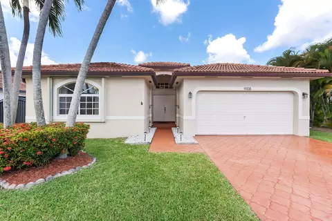 9108 SW 165th Pl, Miami, FL 33196