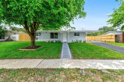 12091 Colony Ave, Palm Beach Gardens, FL 33410