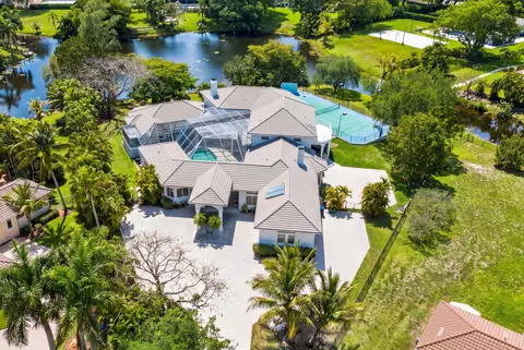 4010 NW 100th Ave, Coral Springs, FL 33065
