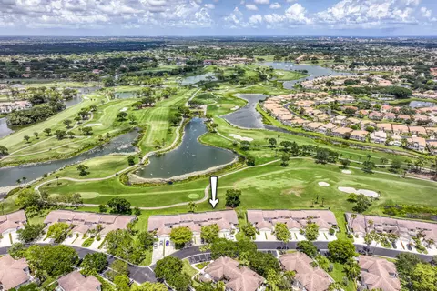 495 Prestwick Cir, Palm Beach Gardens, FL 33418