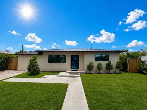 329 Laurie Rd, West Palm Beach, FL 33405