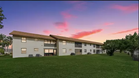 5954 Longbow Ln #5, West Palm Beach, FL 33415