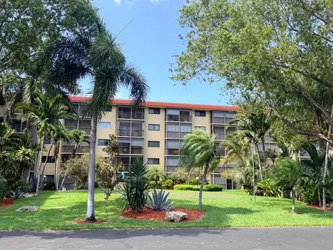 2601 NE 14th Street Cswy #222, Pompano Beach, FL 33062