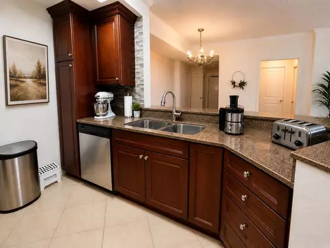 1660 Renaissance Commons Blvd #2418, Boynton Beach, FL 33426