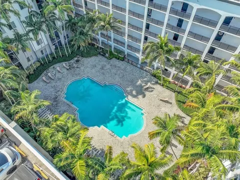 1660 Renaissance Commons Blvd #2418, Boynton Beach, FL 33426