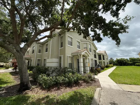 128 SW Peacock Blvd, Port Saint Lucie, FL 34986