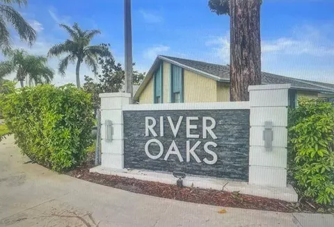 9127 SW 21st St #E, Boca Raton, FL 33428