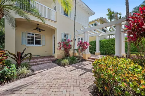 Exterior - 133 Sugarberry Dr, Jupiter, FL 33458 photo 3 of 6