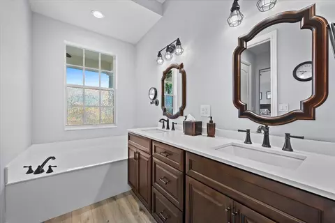 Bath - 133 Sugarberry Dr, Jupiter, FL 33458 photo 1 of 4
