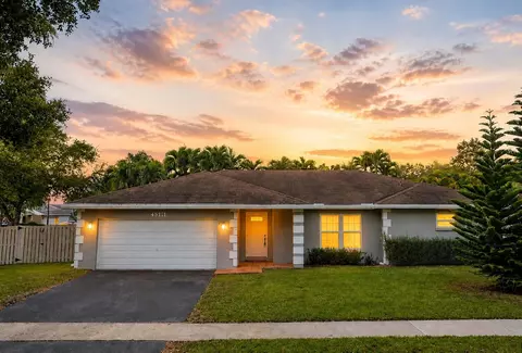 4813 SW 118th Ter, Cooper City, FL 33330