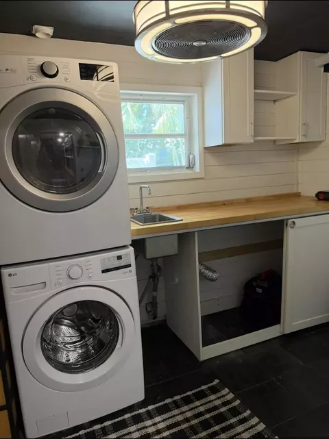 Other - 20 E Windsor Rd E, Jupiter, FL 33469 photo 2 of 2