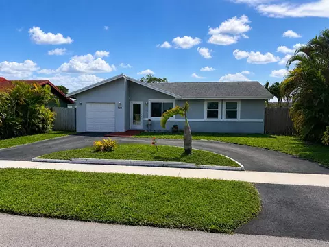 721 SW 79th Ave, North Lauderdale, FL 33068