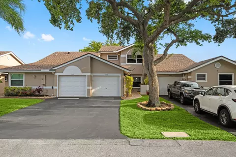 1246 NW 51st St, Deerfield Beach, FL 33442