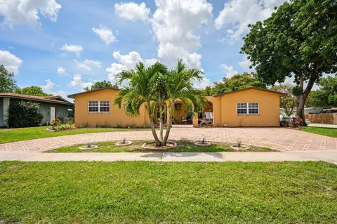 8350 NW 23rd St, Pembroke Pines, FL 33024