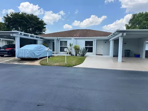 6846 Moonlit Dr, Delray Beach, FL 33446