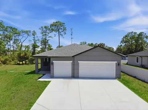 8010 Sandalwood Ln, Labelle, FL 33935