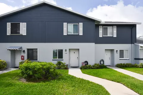 2641 Gately Dr W #1104, West Palm Beach, FL 33415
