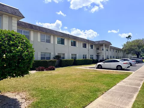 1560 Mckinley St #115W, Hollywood, FL 33020